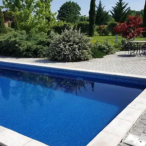 Apartment Avec Piscine, Classe 3 Etoiles, De 42 M2 Confort Au Calme Pour Un Couple, Cahuzac-sur-Vere